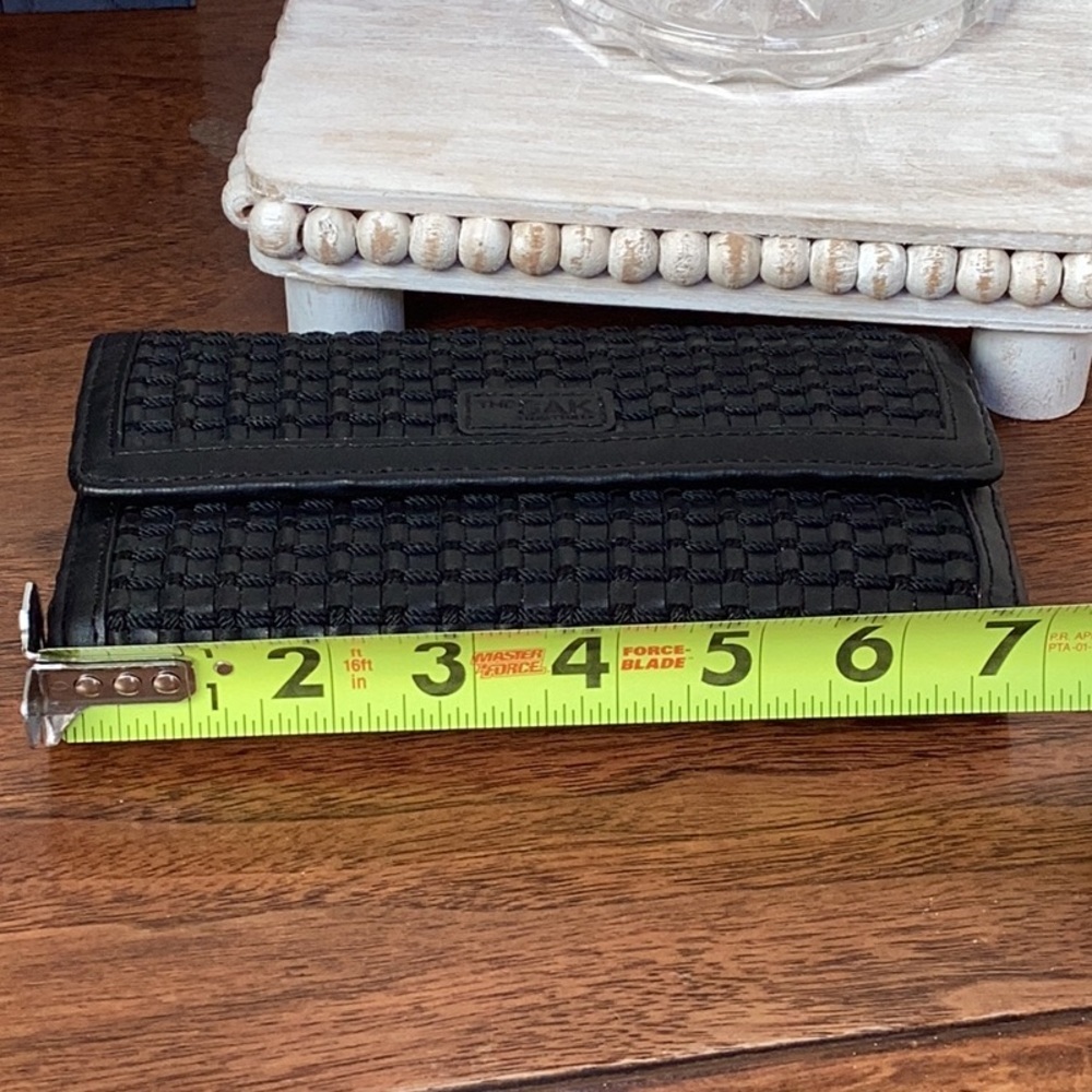 The Sak Black Woven wallet - Picture 15 of 16